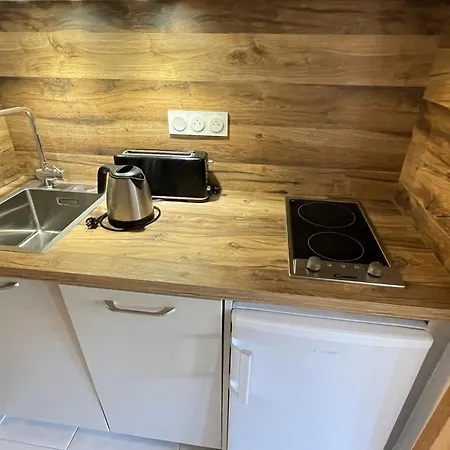 2 Pieces Pour 4 Personnes A Meribel, Et Proche Pistes - Fr-1-411-739 Apartment *